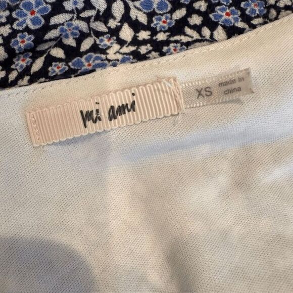 Francesca's Mi Ami Cameron Floral Romper Blue Sleeveless Back Zip Size XS - Picture 6 of 11